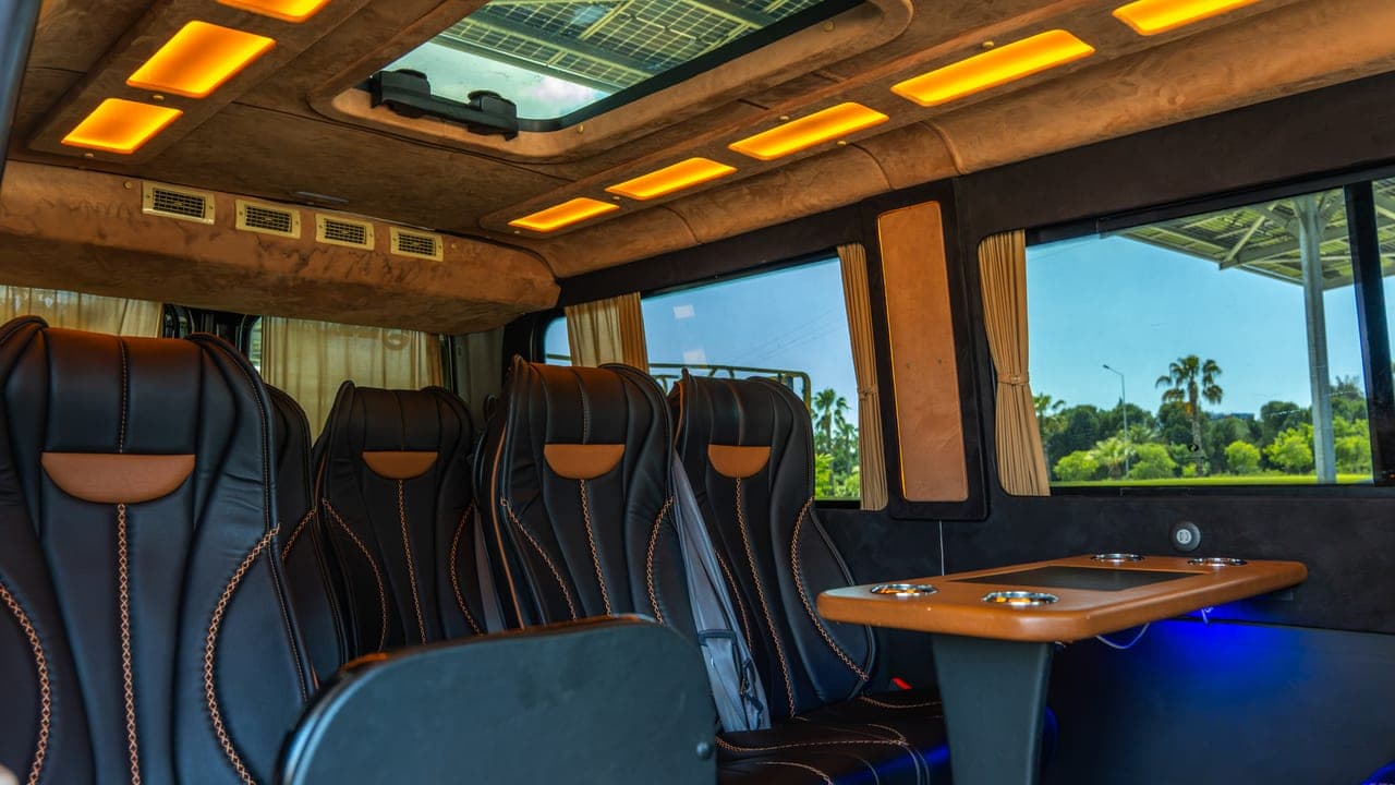VIP Minivan